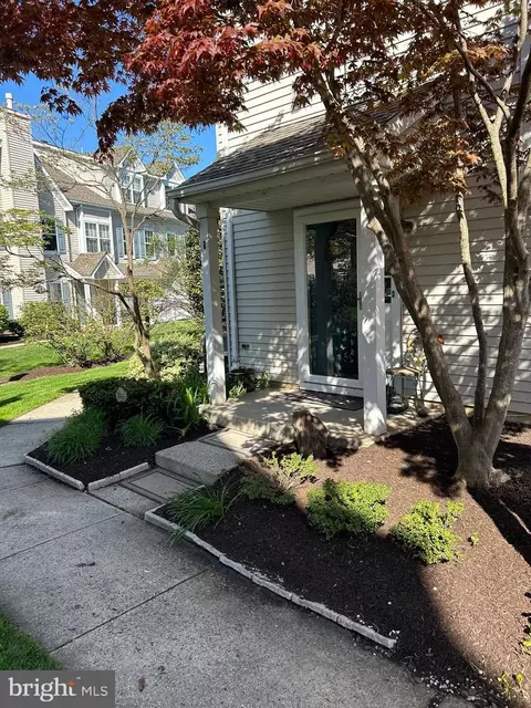 608 Wharton Rd, Mount Laurel, NJ 08054