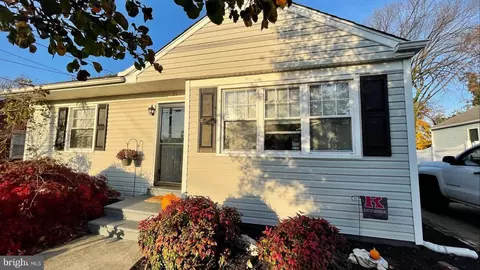 Exterior - 21 Overbrook Ave, Maple Shade, NJ 08052 photo 2 of 3