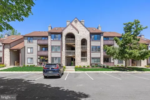 4214 C Aberdeen Dr, Mount Laurel, NJ 08054