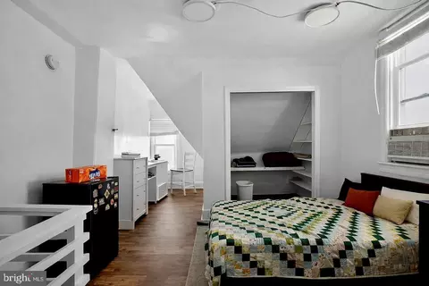 Bedroom - 236 Kossuth St, Riverside, NJ 08075 photo 5 of 6