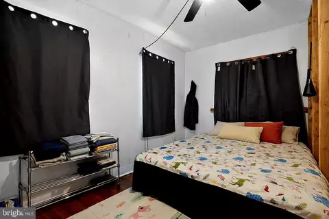 Bedroom - 236 Kossuth St, Riverside, NJ 08075 photo 4 of 6
