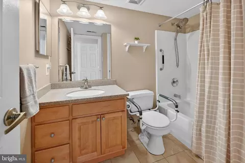 Bath - 413 Aster Pl, Mount Laurel, NJ 08054 photo 1 of 1