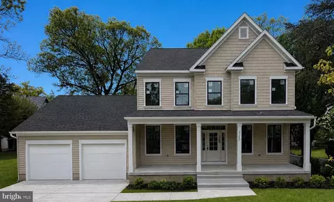 720 Cinnaminson St, Riverton, NJ 08077