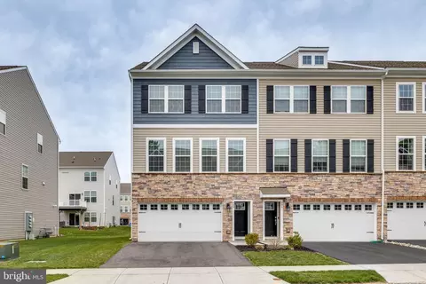 488 Monte Farm Rd, Mount Laurel, NJ 08054