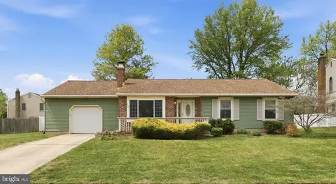 302 Windsor Ln, Marlton, NJ 08053
