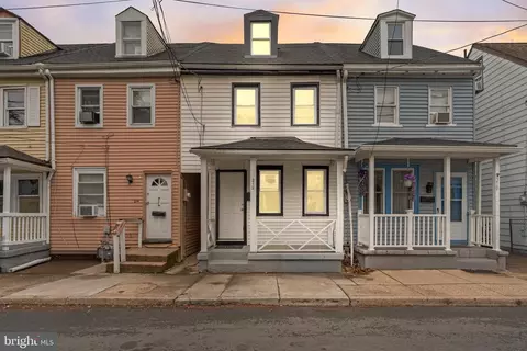 212 York St, Burlington, NJ 08016