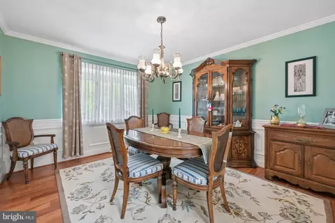 Dining - 901 2nd St, Delanco, NJ 08075 photo 2 of 2