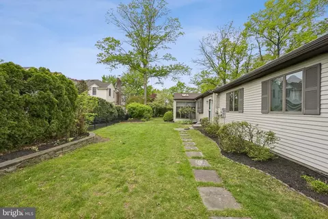 Exterior - 901 2nd St, Delanco, NJ 08075 photo 5 of 6