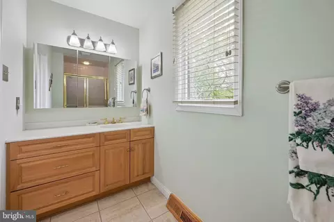 Bath - 901 2nd St, Delanco, NJ 08075 photo 2 of 2