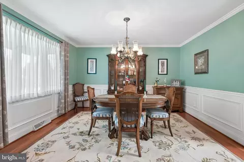 Dining - 901 2nd St, Delanco, NJ 08075 photo 1 of 2
