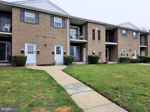 1294 Cooper St #A11, Beverly, NJ 08010