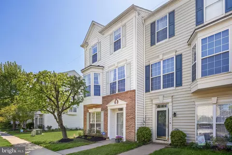 48 Snowberry Ln, Delran, NJ 08075