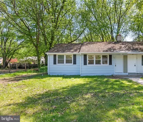 163 Kinsley Rd, Pemberton, NJ 08068