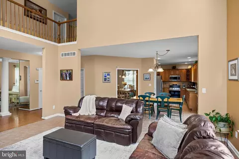 Entry Way - 9 Paddock Rd, Marlton, NJ 08053 photo 7 of 8
