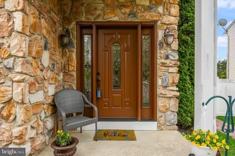 Entry Way - 9 Paddock Rd, Marlton, NJ 08053 photo 1 of 8