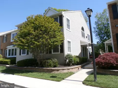 36 Eraser Rd, Moorestown, NJ 08057