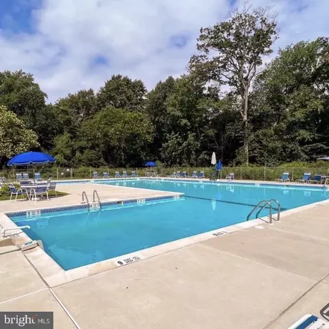 25 S Church Rd #89, Maple Shade, NJ 08052