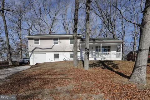 332 Woodbine St, Browns Mills, NJ 08015