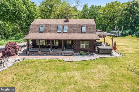 116 Mulberry St, Delran, NJ 08075