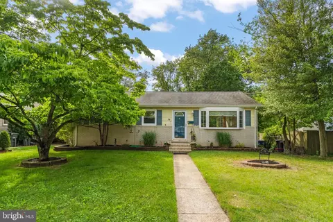 78 Walnut St, Mount Holly, NJ 08060