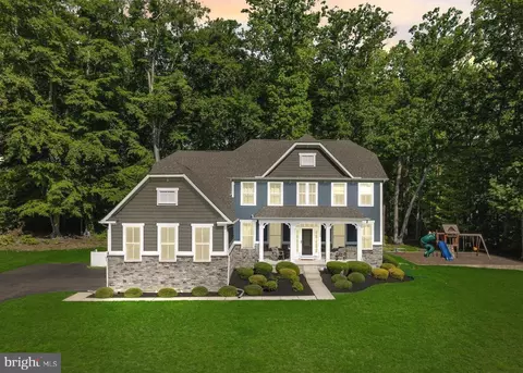 1208 Peach Tree Ct, Delran, NJ 08075