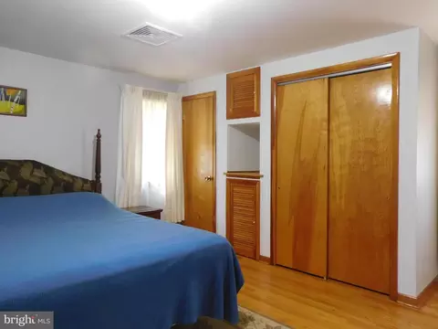 Bedroom - 910 Hubbs St, Delran, NJ 08075 photo 4 of 5