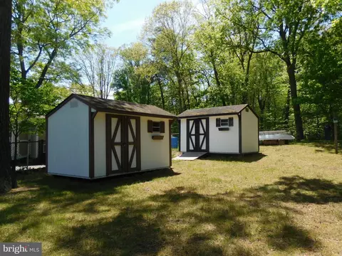 Exterior - 910 Hubbs St, Delran, NJ 08075 photo 3 of 10