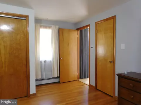 Bedroom - 910 Hubbs St, Delran, NJ 08075 photo 5 of 5