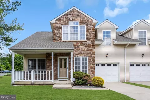 32 Charles Cir, Delanco, NJ 08075
