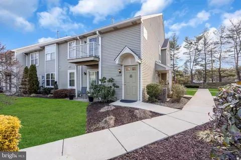 1508 Ralston Dr # B, Mount Laurel, NJ 08054