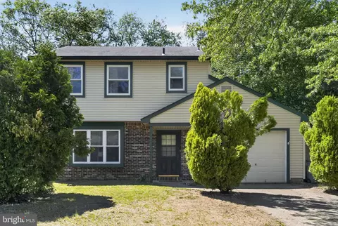 35 Lawrence Ln, Westampton, NJ 08060