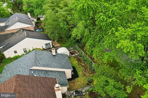 View/Area - 5 E Oleander Dr, Mount Laurel, NJ 08054 photo 3 of 6