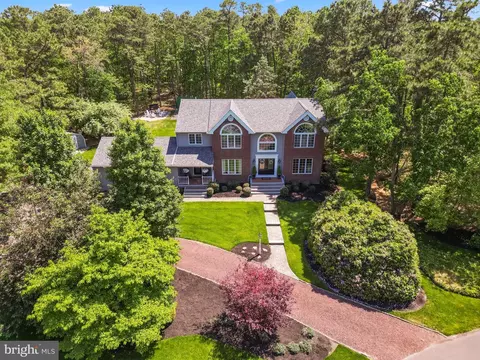 2 Aldworth Ct, Medford, NJ 08055