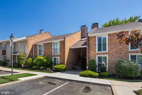 10 N Close, Moorestown, NJ 08057