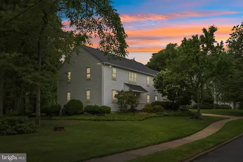 Exterior - 12 Circle Dr, Moorestown, NJ 08057 photo 4 of 12