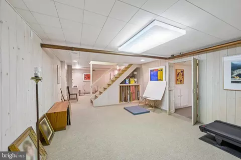 Entry Way - 12 Circle Dr, Moorestown, NJ 08057 photo 8 of 8