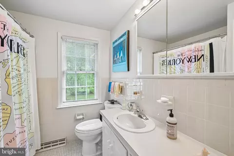 Bath - 12 Circle Dr, Moorestown, NJ 08057 photo 2 of 2