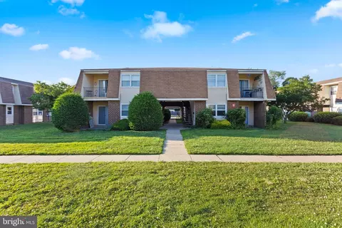 14 4 Florence Tollgate, Florence, NJ 08518