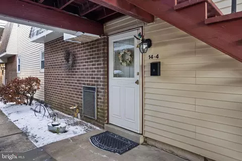 14 4 Florence Tollgate, Florence, NJ 08518