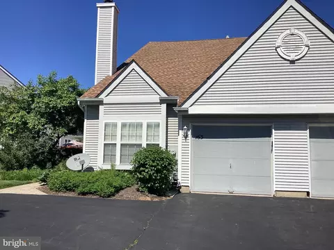 163 Birch Hollow Dr, Bordentown, NJ 08505