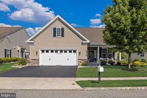 38 Montclaire Rd, Medford, NJ 08055