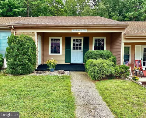 10 Gramercy Pl, Southampton, NJ 08088