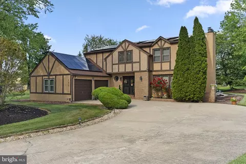 123 Union Mill Ter, Mount Laurel, NJ 08054