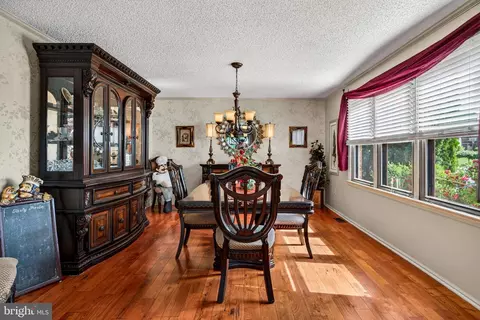 Dining - 123 Union Mill Ter, Mount Laurel, NJ 08054 photo 1 of 4