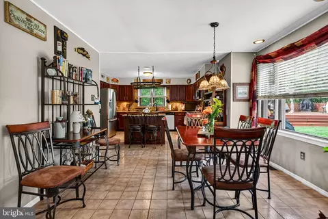 Dining - 123 Union Mill Ter, Mount Laurel, NJ 08054 photo 4 of 4