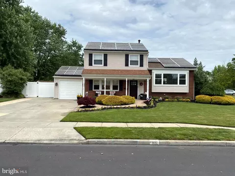 65 Caldwell Ave, Marlton, NJ 08053