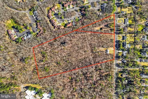 122-124 Taunton Rd, Medford, NJ 08055