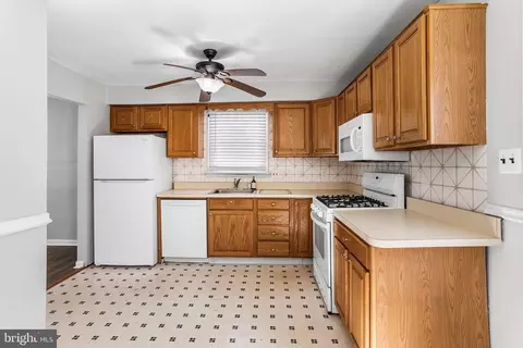 Kitchen - 332 Bailey Ave, Maple Shade, NJ 08052 photo 1 of 1