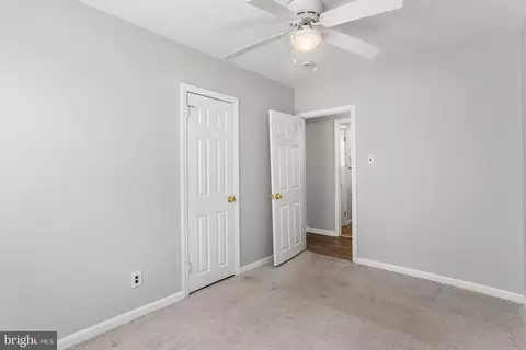 Entry Way - 332 Bailey Ave, Maple Shade, NJ 08052 photo 4 of 5
