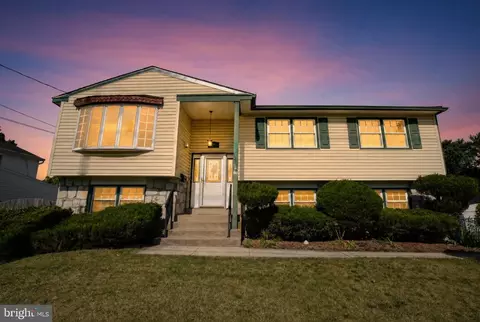 1210 Salem Rd, Burlington, NJ 08016